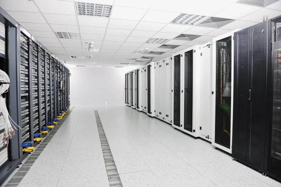 Bright server hall, white floor